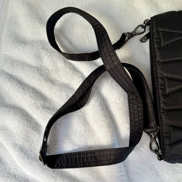 Lug Dazzle Crossbody Bag - Black - EUC - Picture 14 of 15